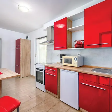 1 Bedroom Stunning In